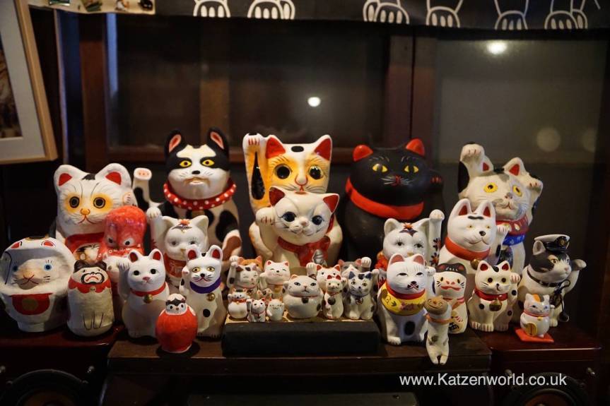 Cat Travel: Kyoto’s Cat Themed Book Cafe and The Neko&nbsp;Parfait
