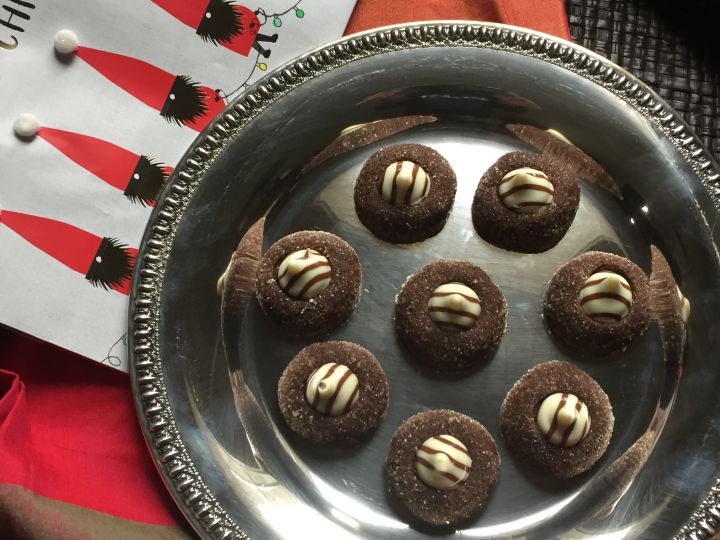 More Holiday Cookies- Crinkle Cookies And Chocolate Thumbprints — apuginthekitchen