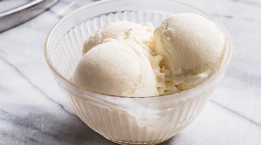Recipe: Banana & Maple Frozen&nbsp;Yogurt