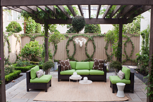 Bring Life to Outdoor Walls With Nature’s&nbsp;Green