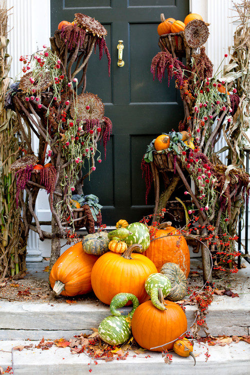 10 Spooky Halloween Decorating Ideas to Try in Your&nbsp;Garden