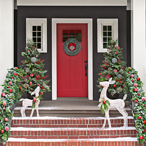 50 Festive Holiday&nbsp;Doors