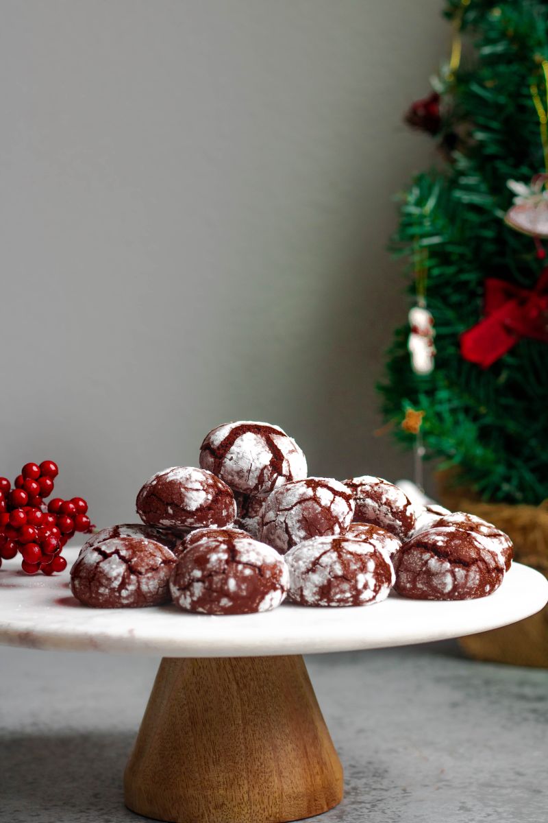 Chocolate Crinkle Cookies — The Whisk&nbsp;Addict