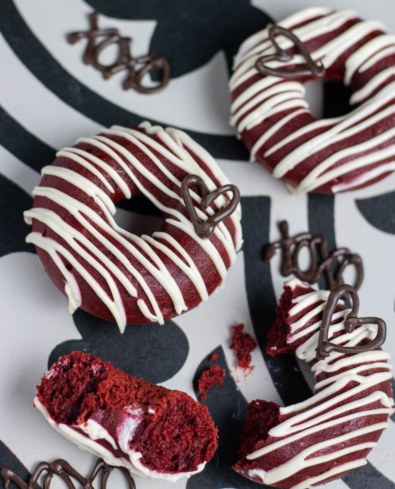 Red velvet cake donuts, maple cream cheese drizzle — Salted&nbsp;spaTULA