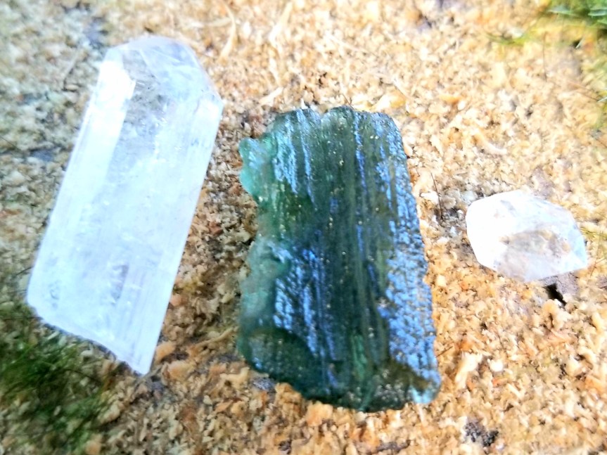 How to Meditate with Crystals: Simple Ways to Change Your Life — Crystal&nbsp;Dawn